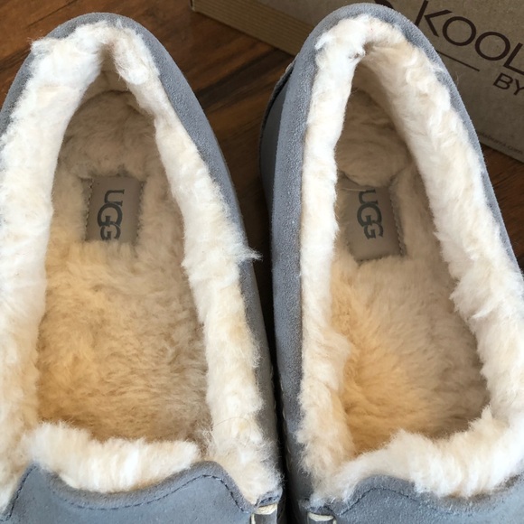 NWOT Koolaburra by Ugg Suede and Shearling Indoor/Outdoor Moccasins Light Blue - Picture 5 of 8